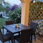 Lejlighed Apartman Sveti Filip I Jakov *