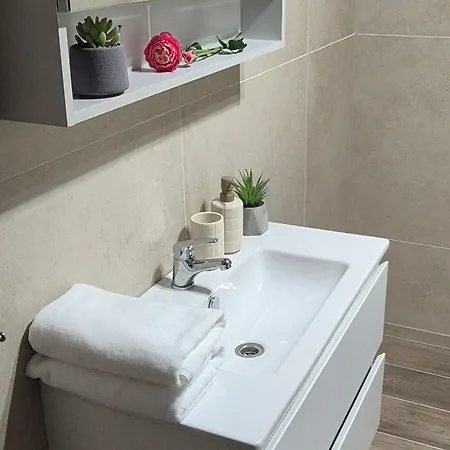 Apartman Sveti Filip I Jakov *