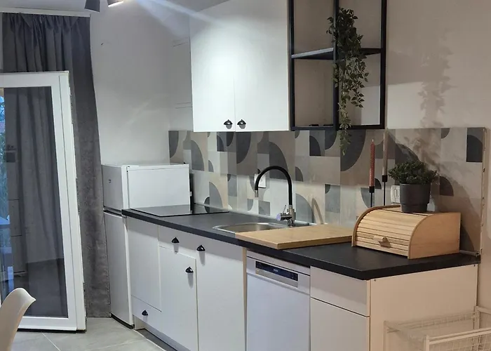 Apartament Apartman Sveti Filip I Jakov *
