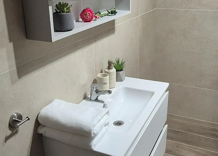 Apartman Sveti Filip I Jakov *
