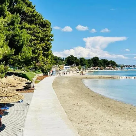 Apartman Sveti Filip I Jakov * スベティ・フィリップ・イ・ヤコブ